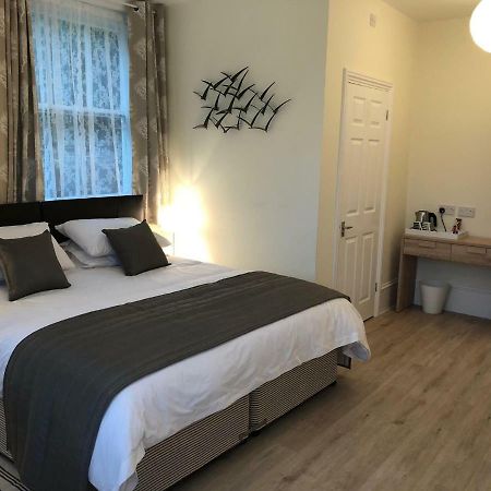 Good Intent Rooms Waltham Abbey Extérieur photo