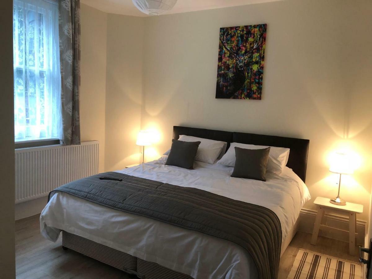 Good Intent Rooms Waltham Abbey Extérieur photo