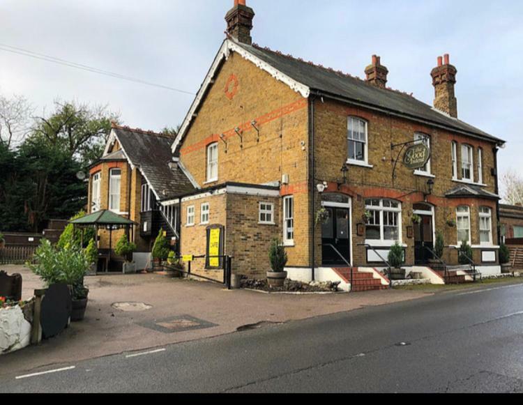 Good Intent Rooms Waltham Abbey Extérieur photo